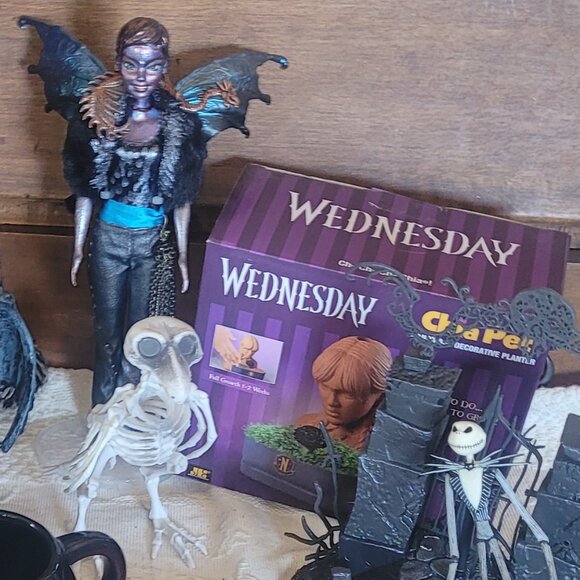 Goth Lot Jack Skellington & Wednesday Addams READ - Picture 3 of 17